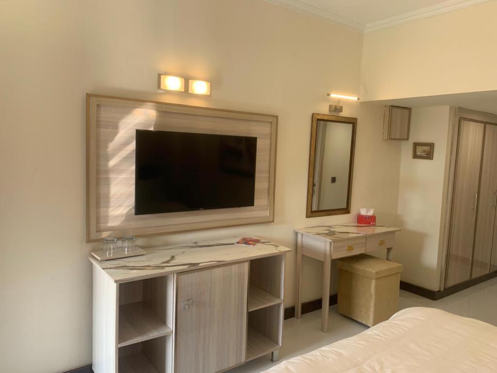 Airport Hotel Карачи Екстериор снимка
